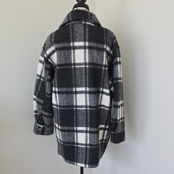 H&M Black and White Plaid Jacket - Picture 6 of 6